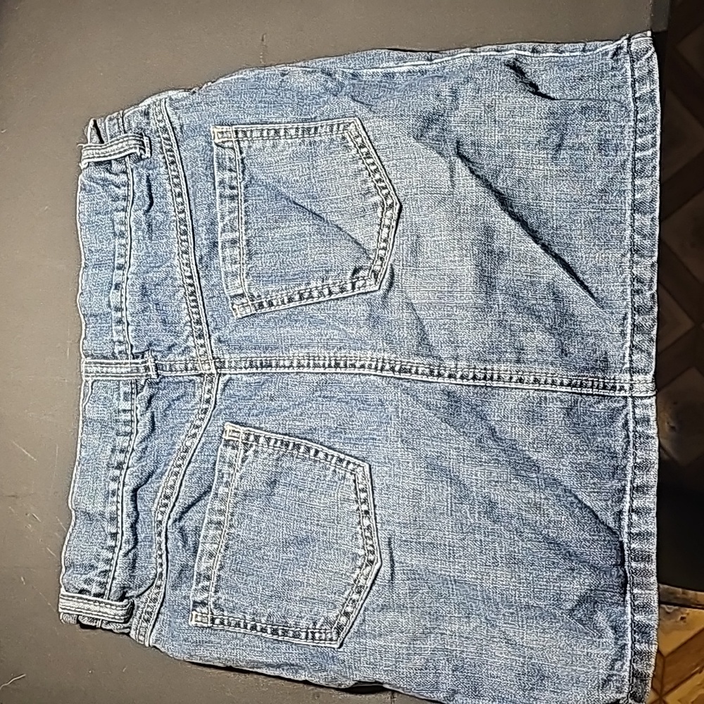 Skort - Picture 2 of 3
